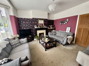 Lounge- click for photo gallery